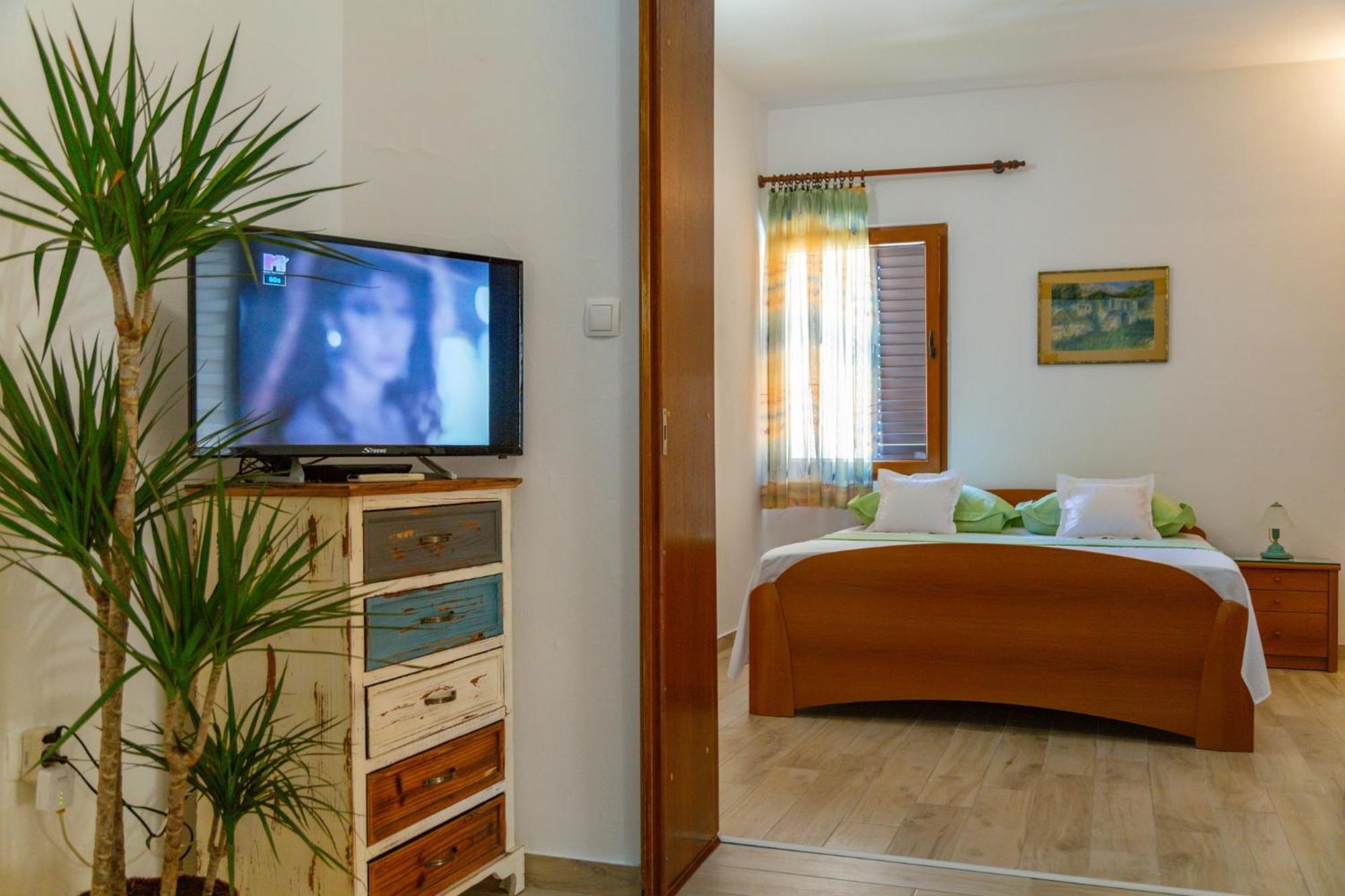 City Center Ana Apartments Makarska Exteriör bild